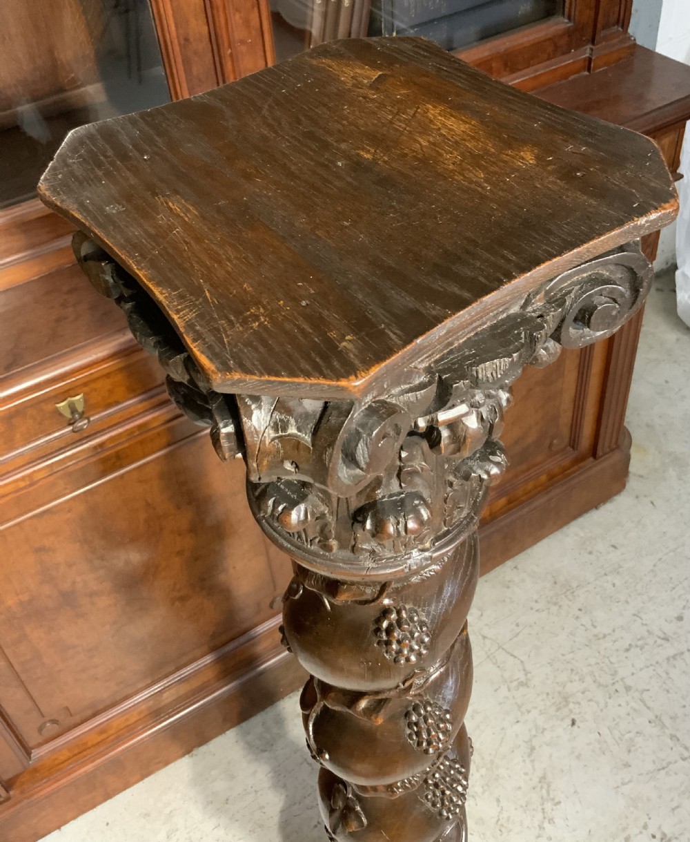 LARGE CARVED OAK BAROQUE COLUMN  View XIII