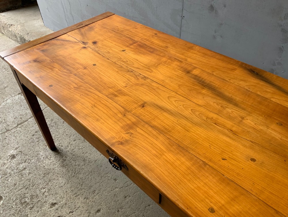 CHERRYWOOD FRENCH FARMHOUSE DINING TABLE  View VIII