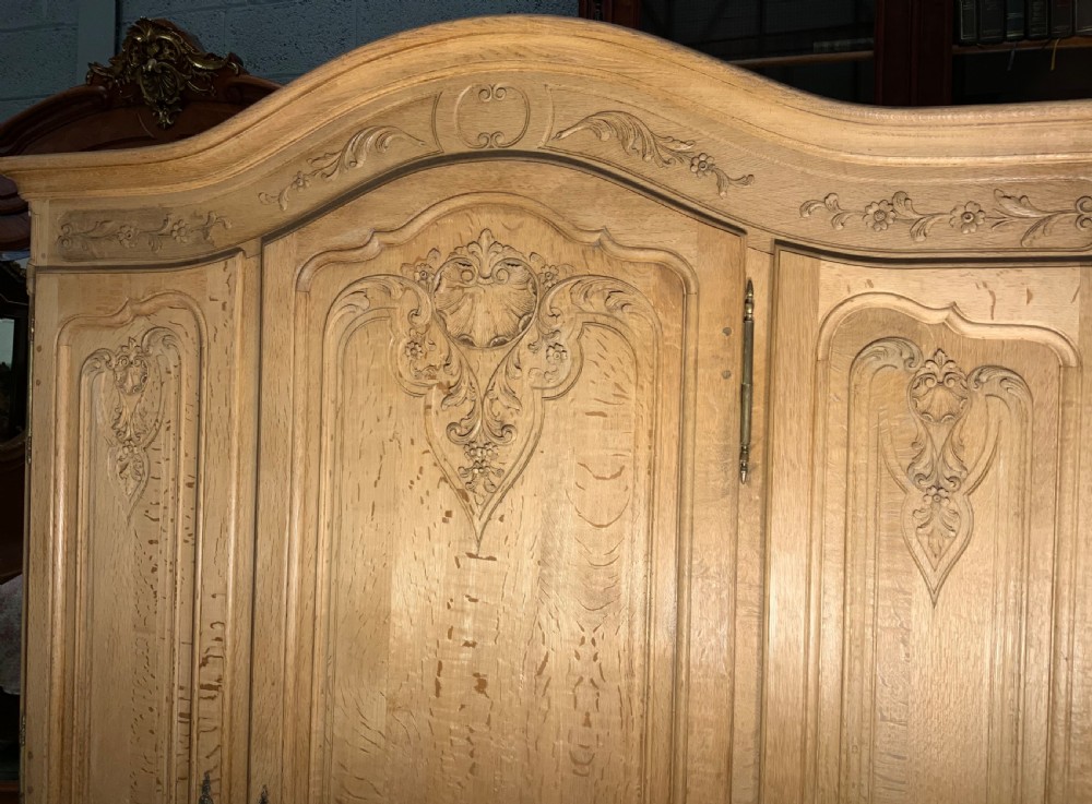 CARVED FRENCH BLEACHED OAK ARMOIRE  View IX