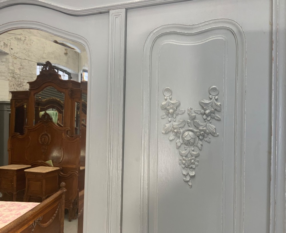 CARVED FRENCH TRIPLE ARMOIRE IN PLUMMET GREY View III