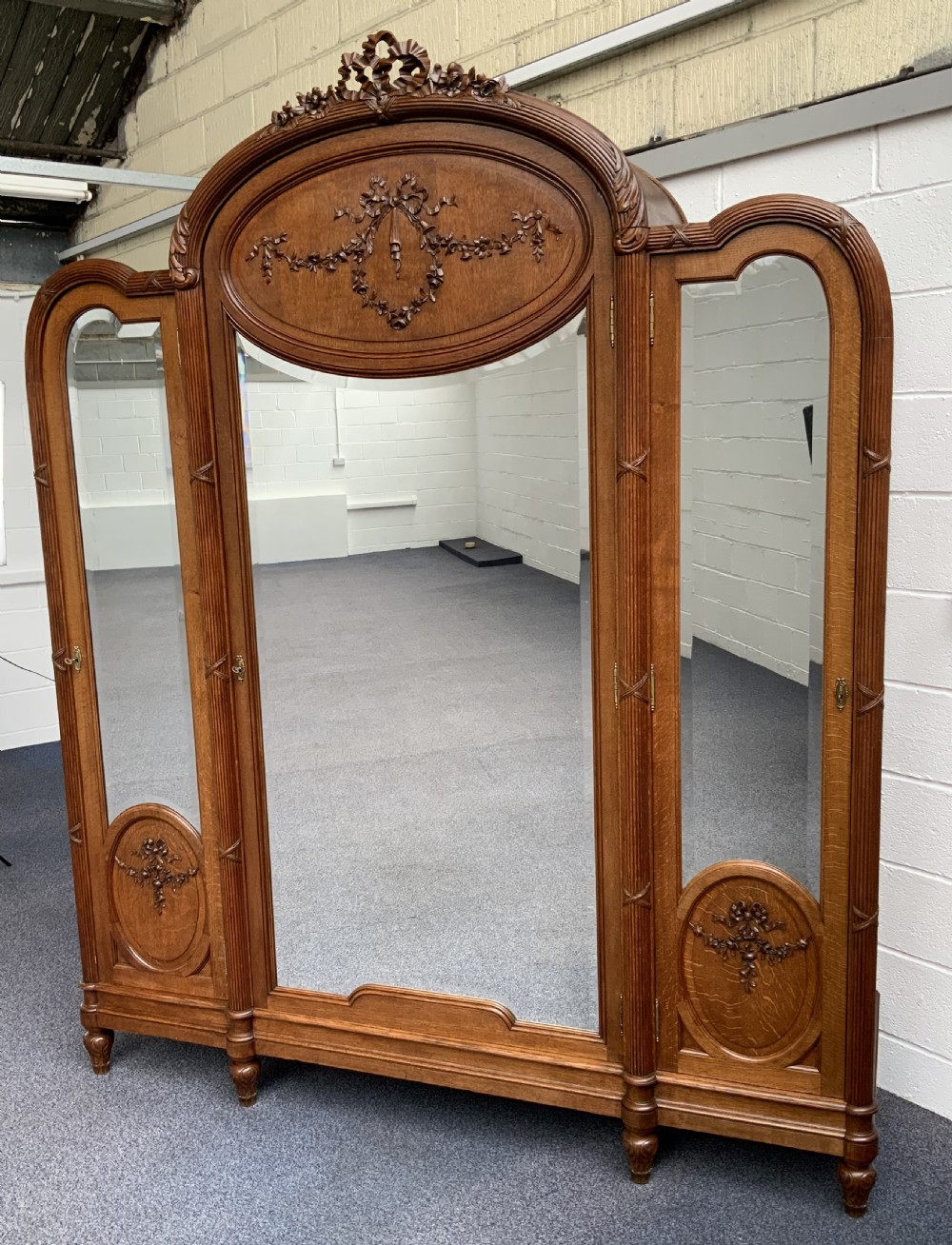 STUNNING CARVED OAK FRENCH ART DECO ARMOIRE  View XVI