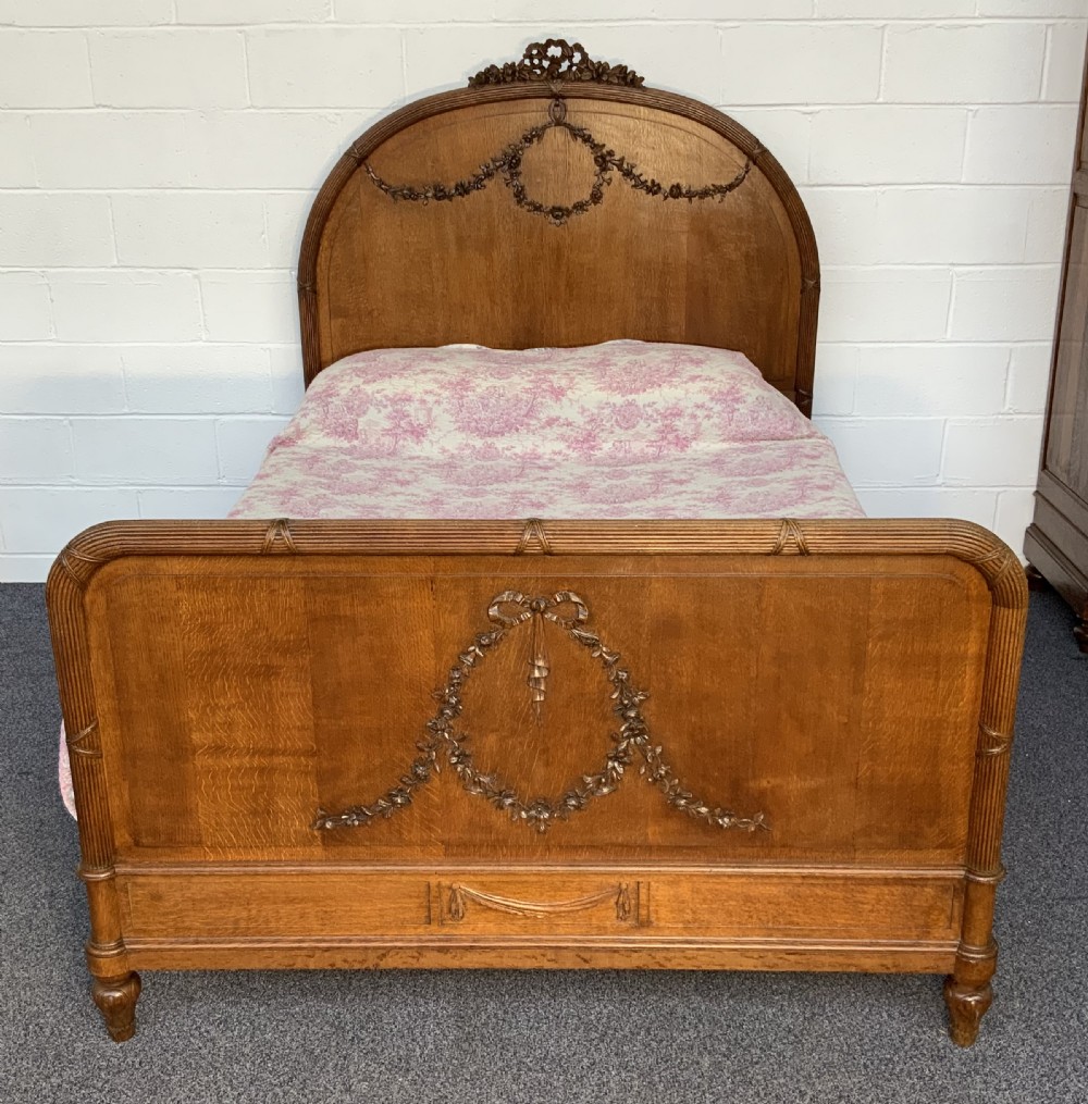 CARVED OAK FRENCH ART DECO KING SIZE BED
