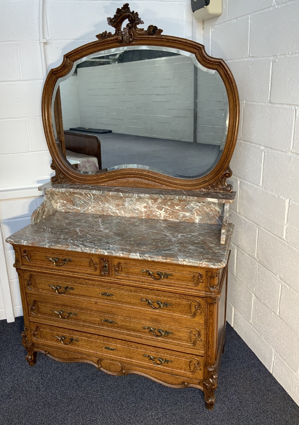 CARVED OAK FRENCH WASHSTAND 