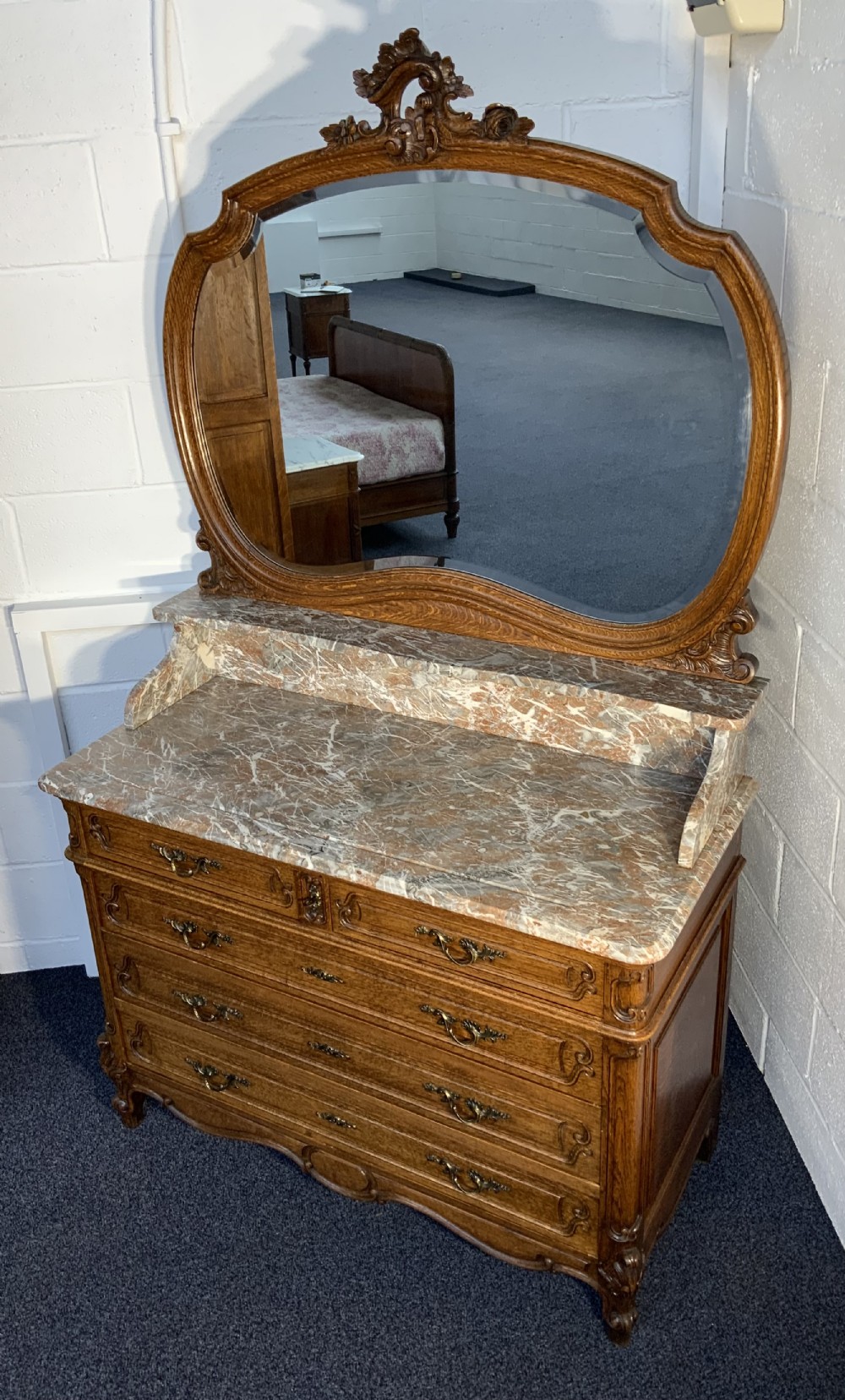 CARVED OAK FRENCH WASHSTAND  View IV