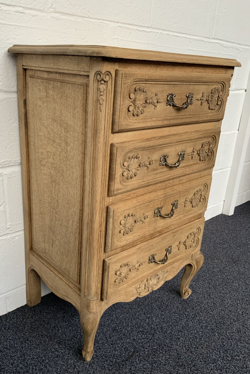 CARVED OAK BLEACHED CHEST OF DRAWERS View II
