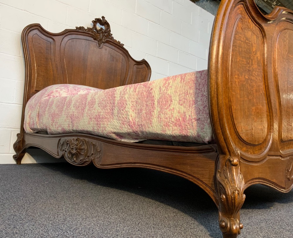 CARVED OAK FRENCH LOUIS XV KINGSIZE BED View VI