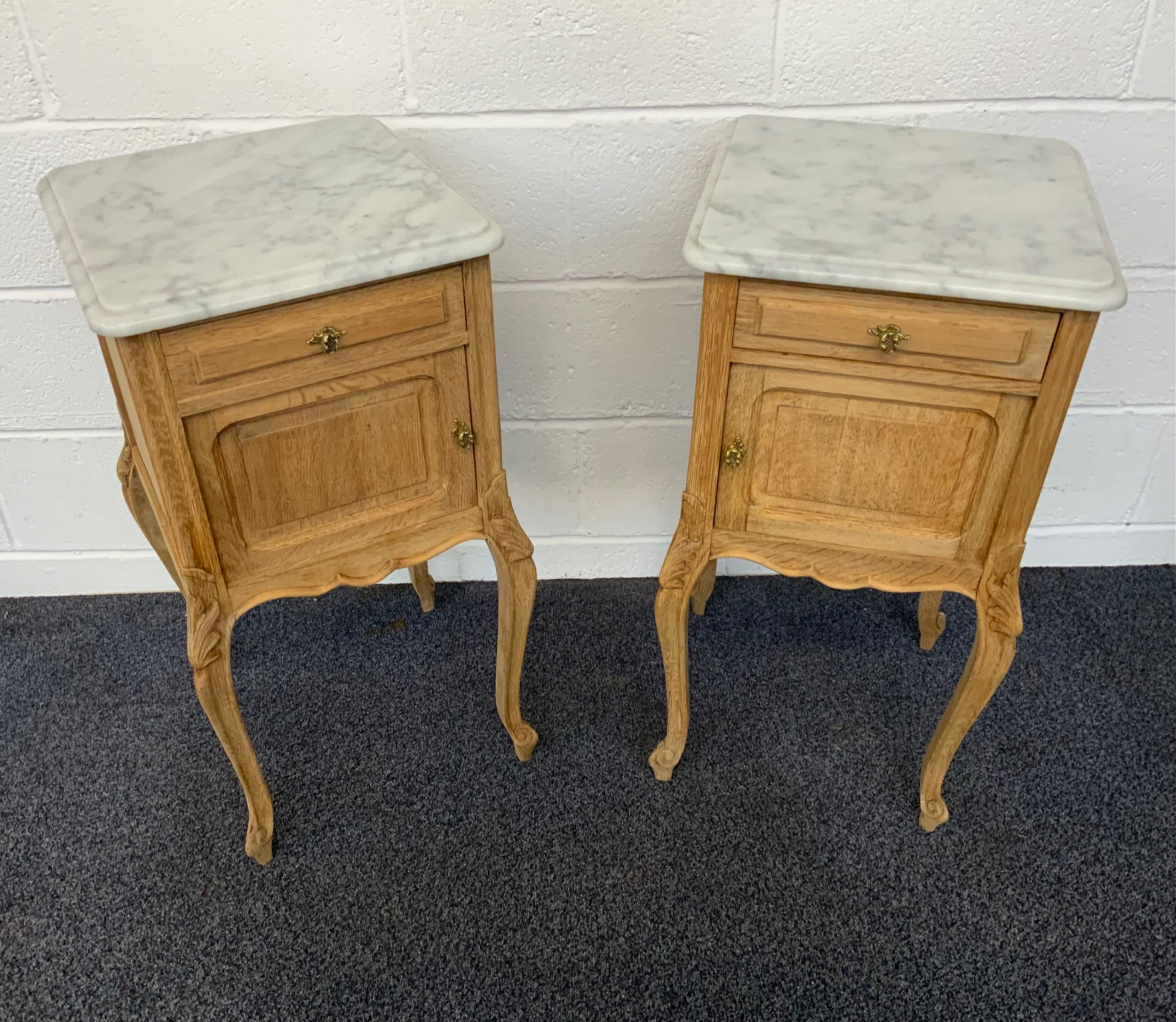 CARVED OAK BLEACHED FRENCH BEDSIDE CABINETS  View VII