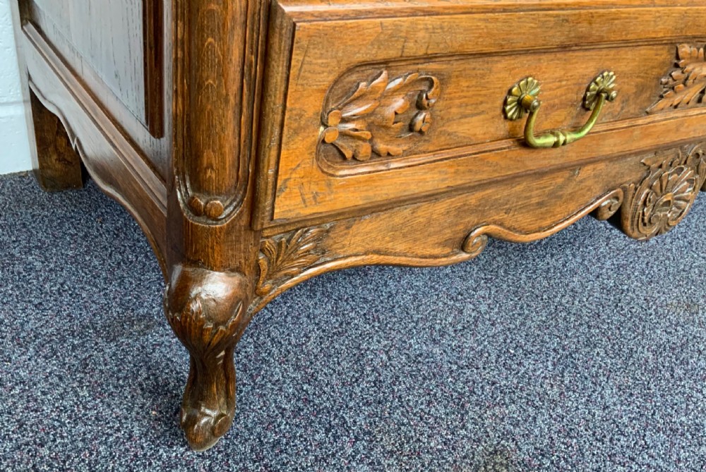 ORNATELY CARVED FRENCH OAK CHEST OF DRAWERS  View X