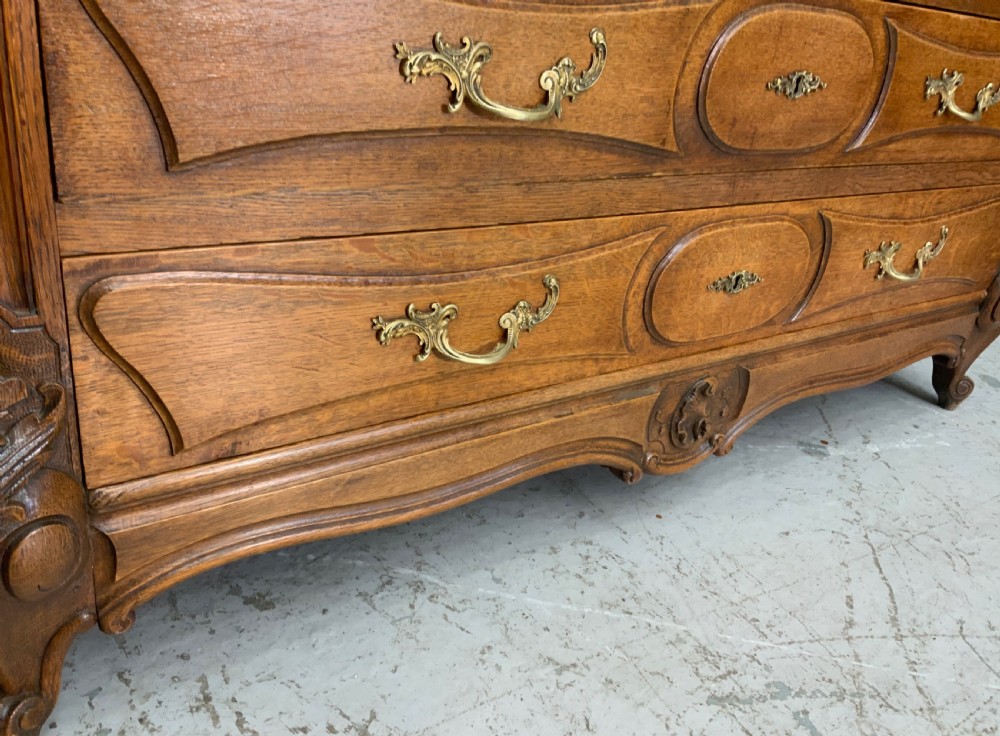 CARVED OAK FRENCH WASHSTAND  View IV