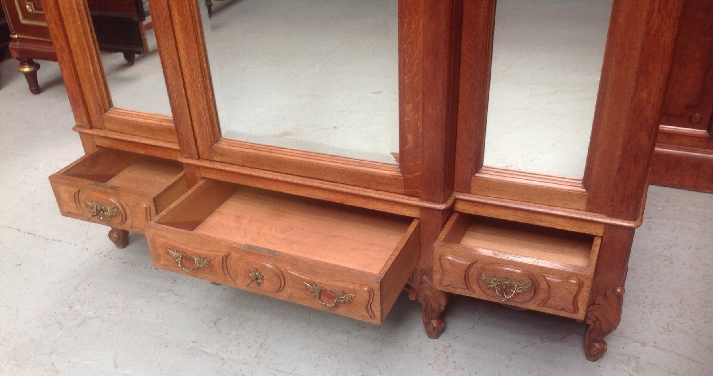 Detail View 7