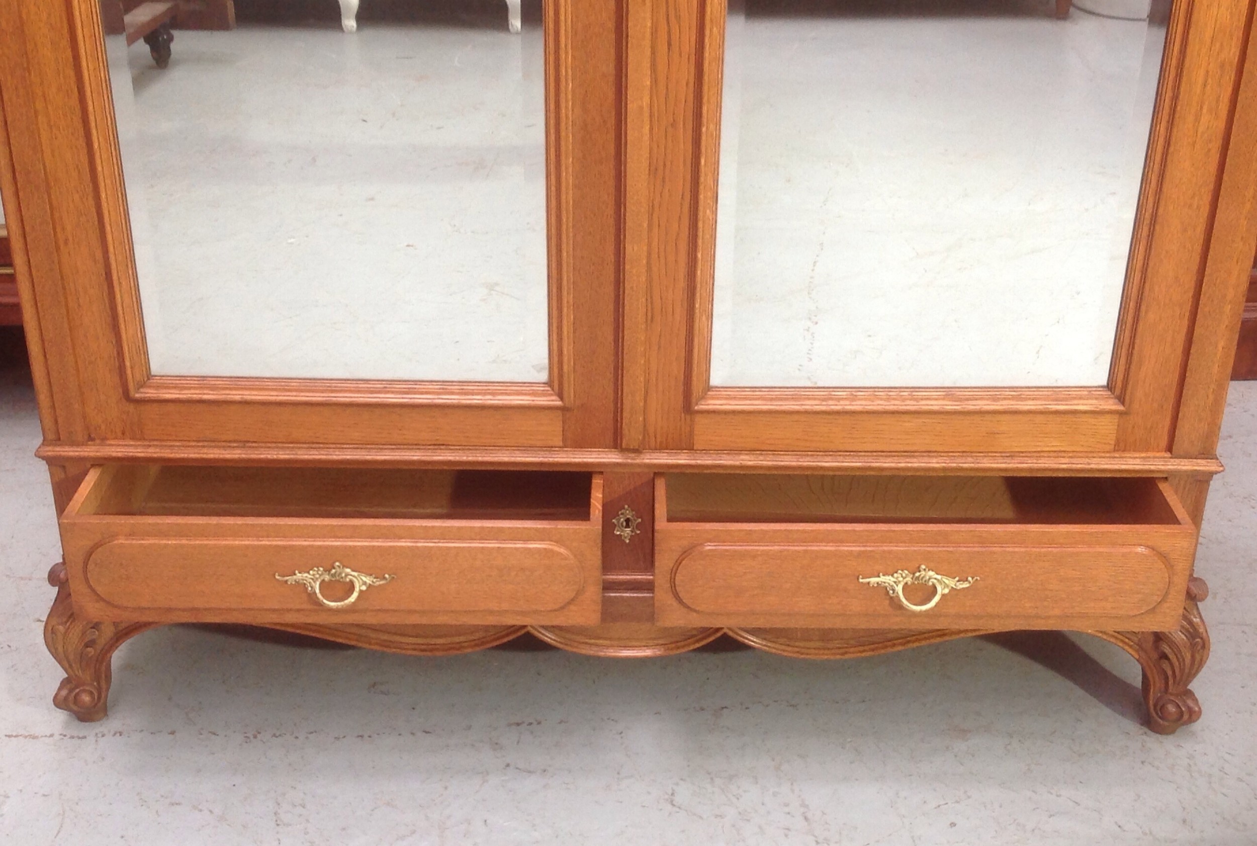 Detail View 3