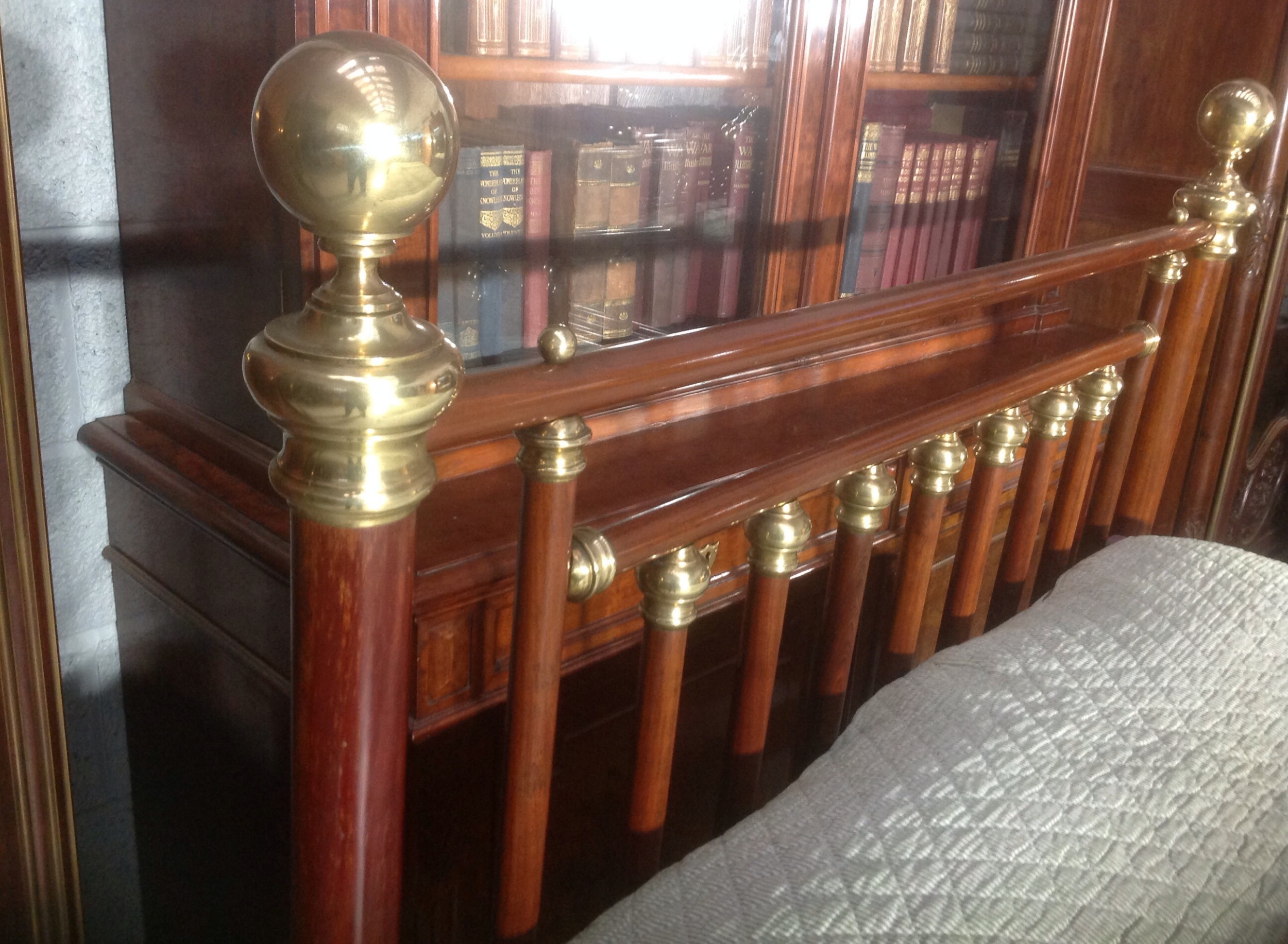 Detail View 1