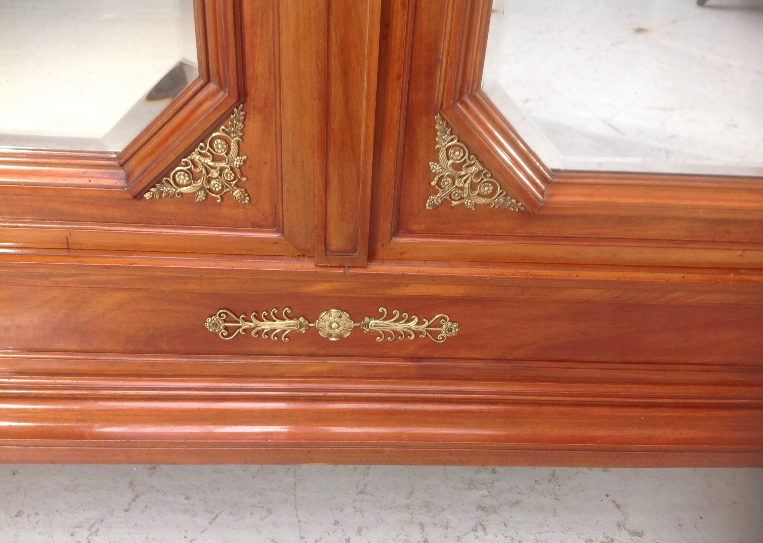 Detail View 6