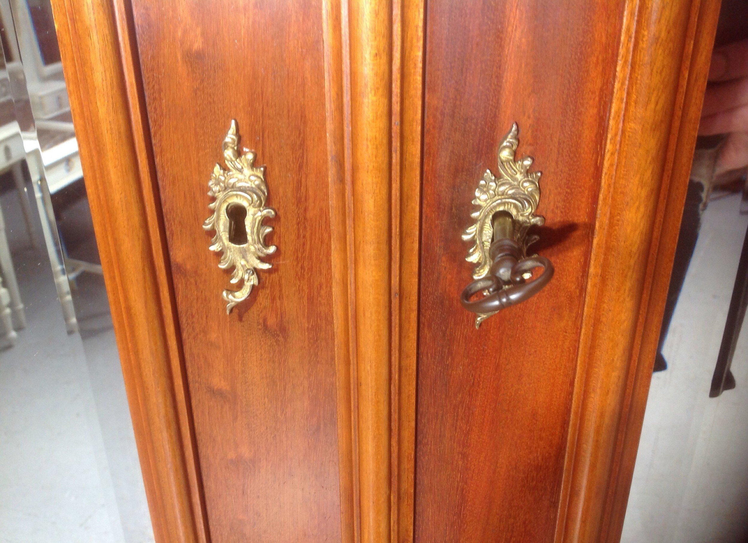 Detail View 2