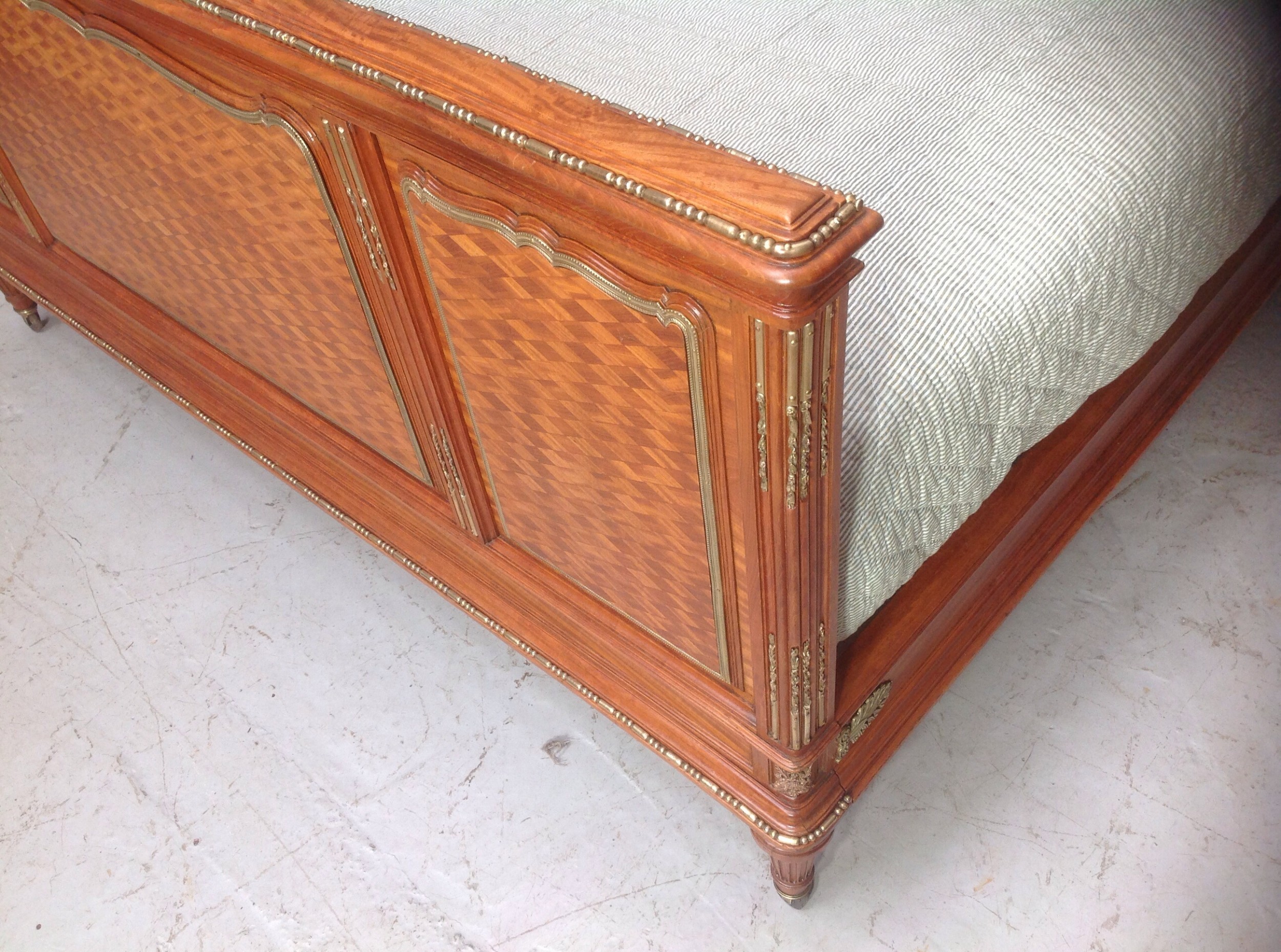 Detail View 7