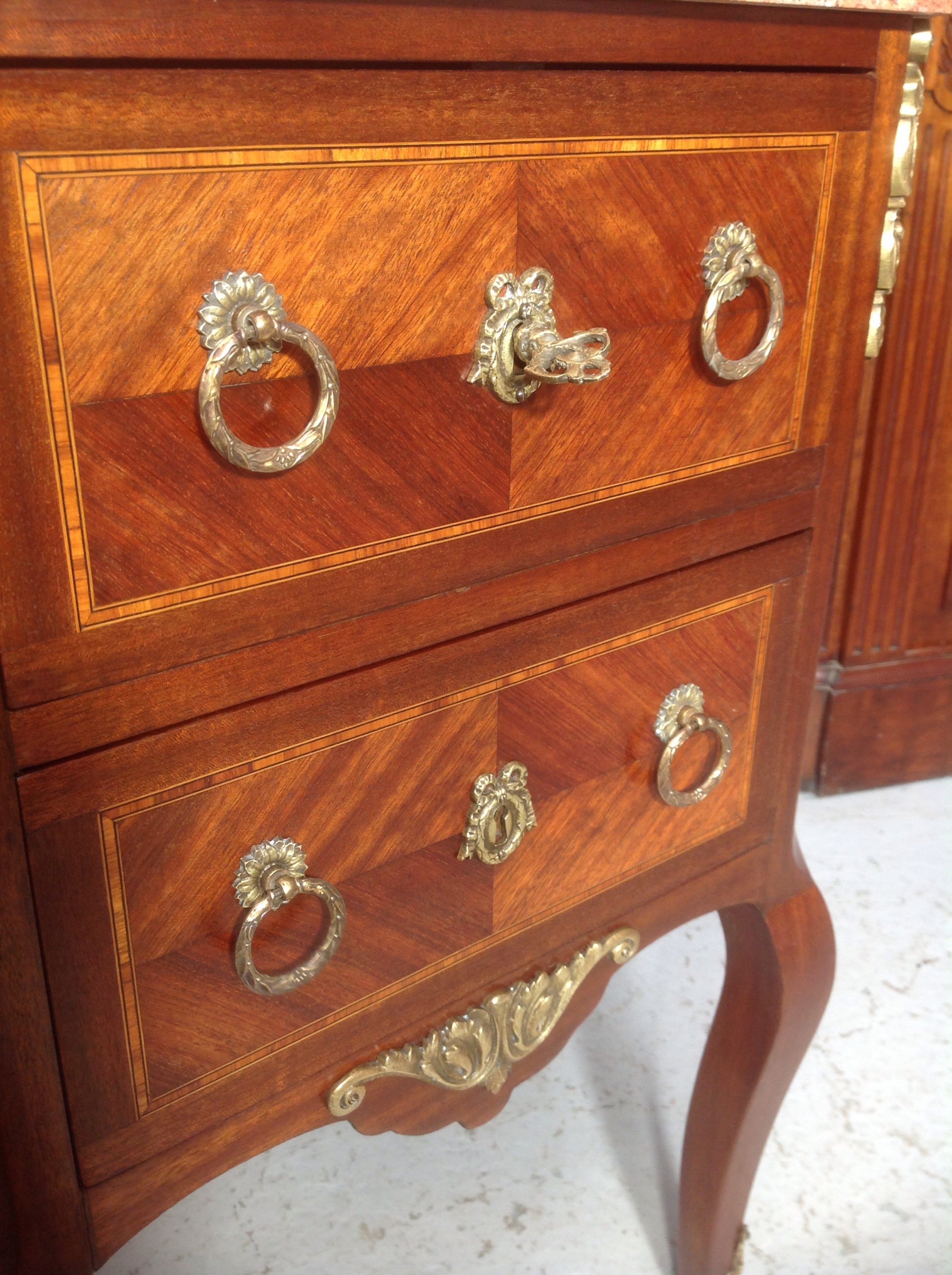 Detail View 6