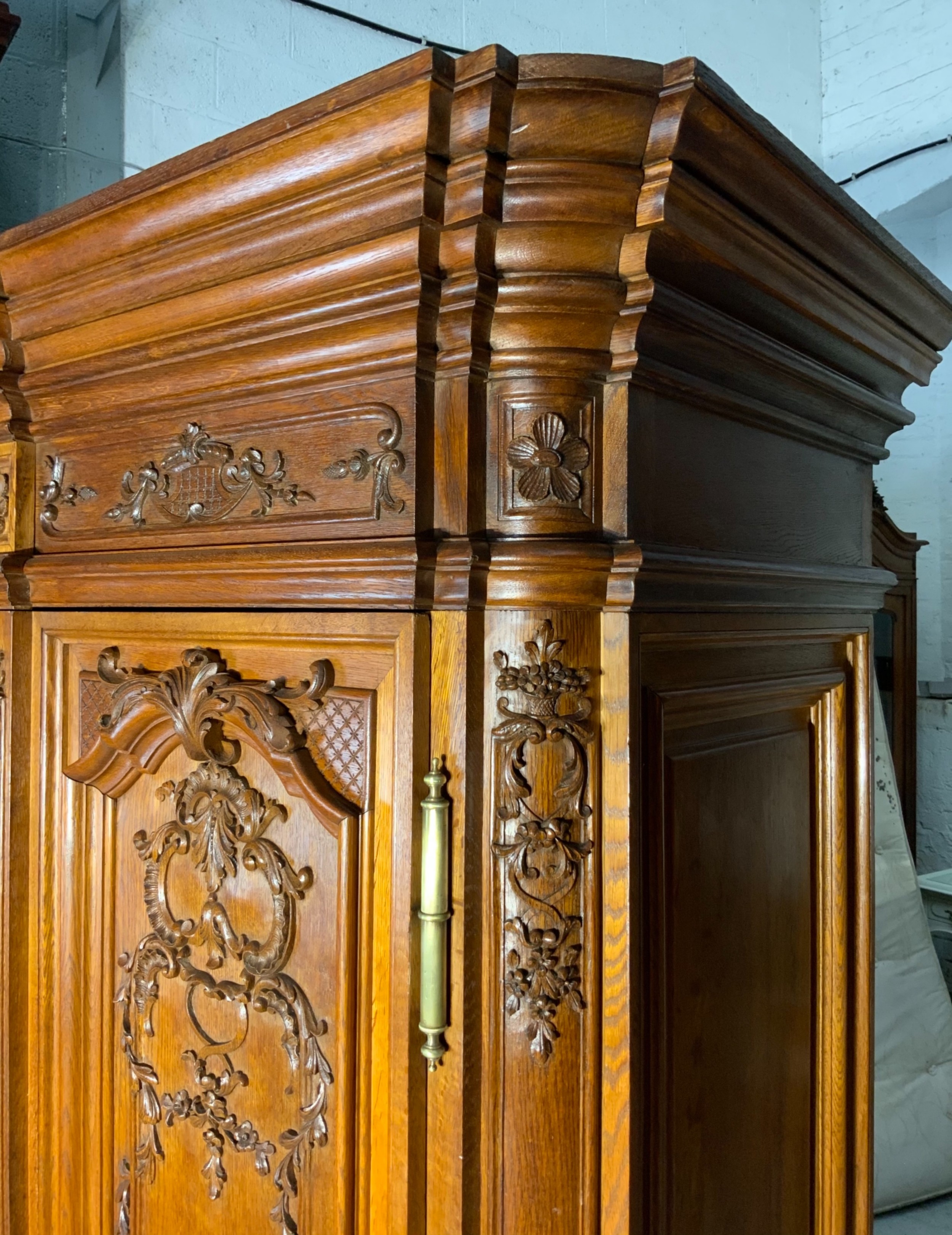 Detail View 2
