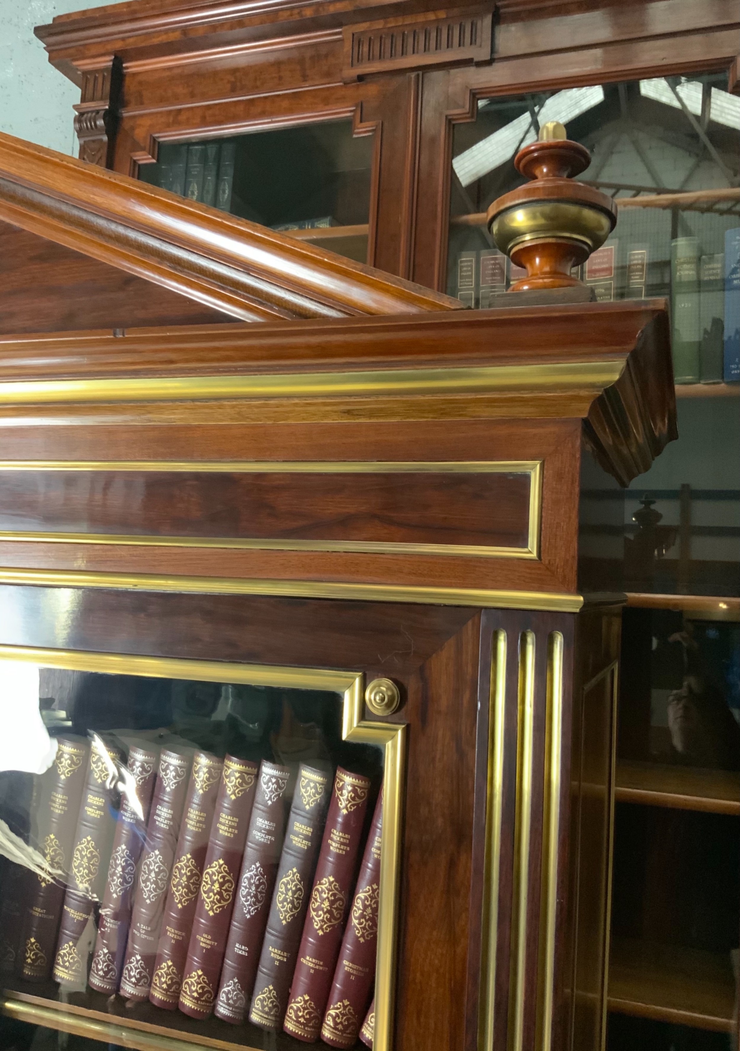 Detail View 10