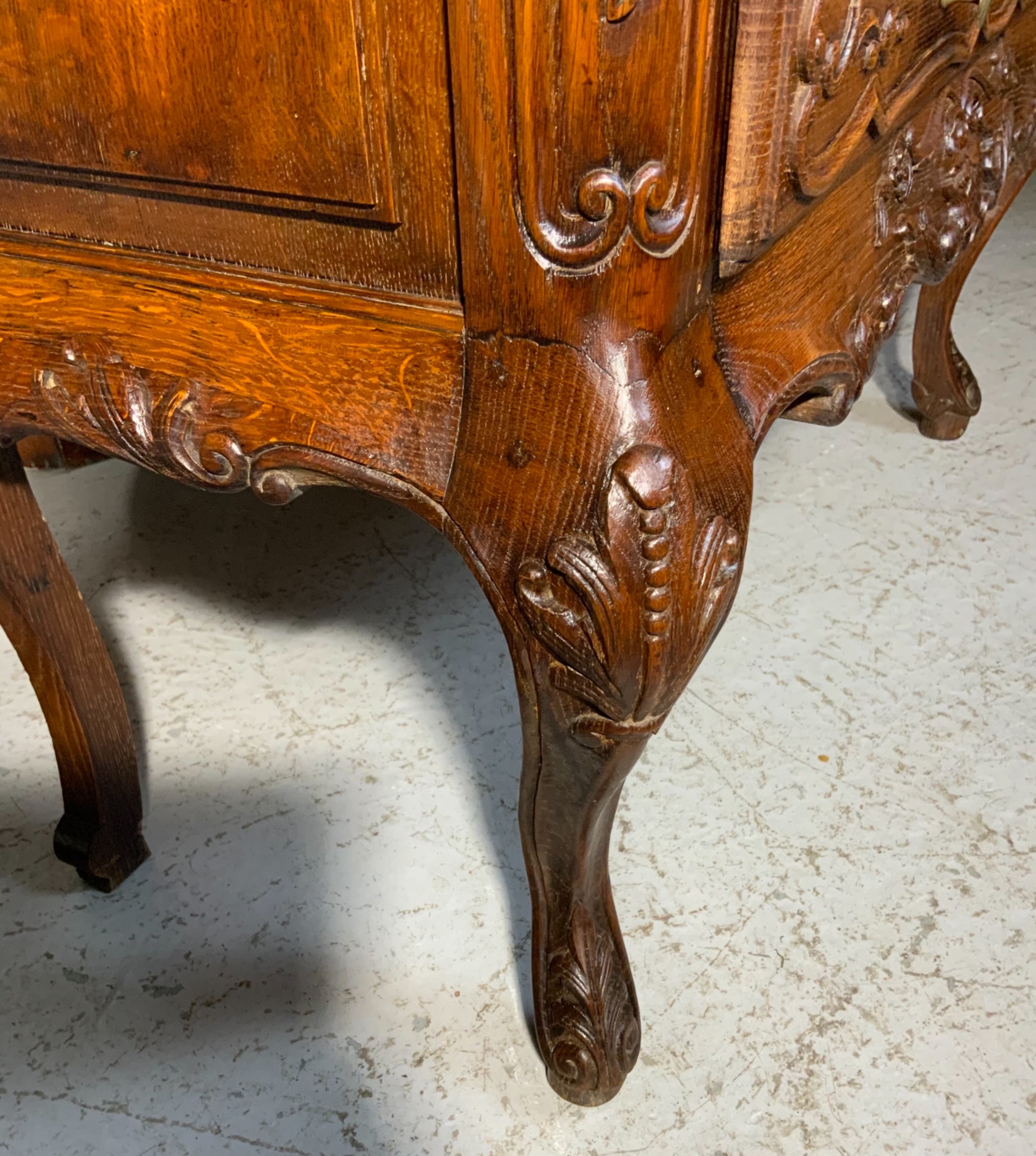 Detail View 4