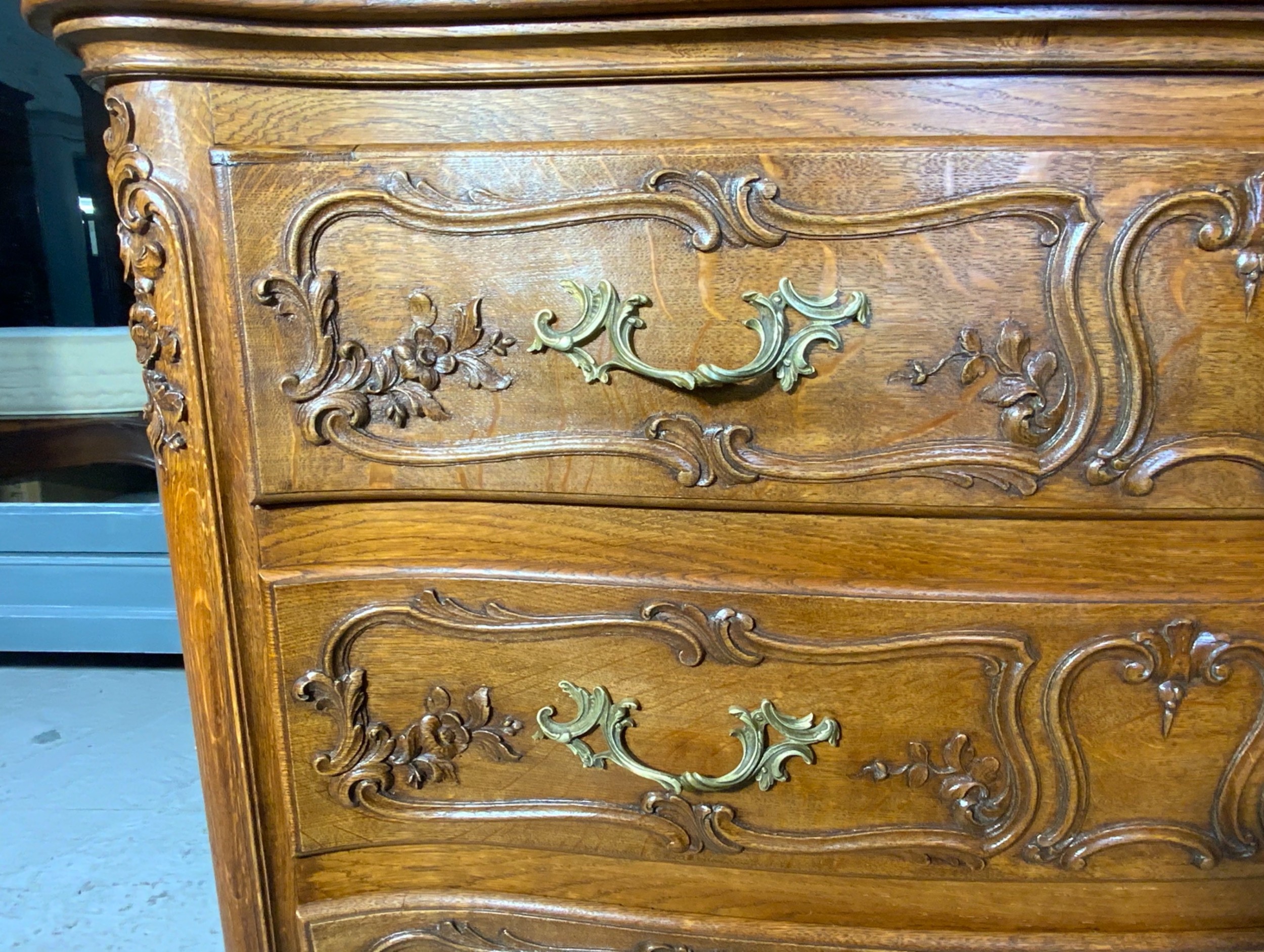Detail View 10