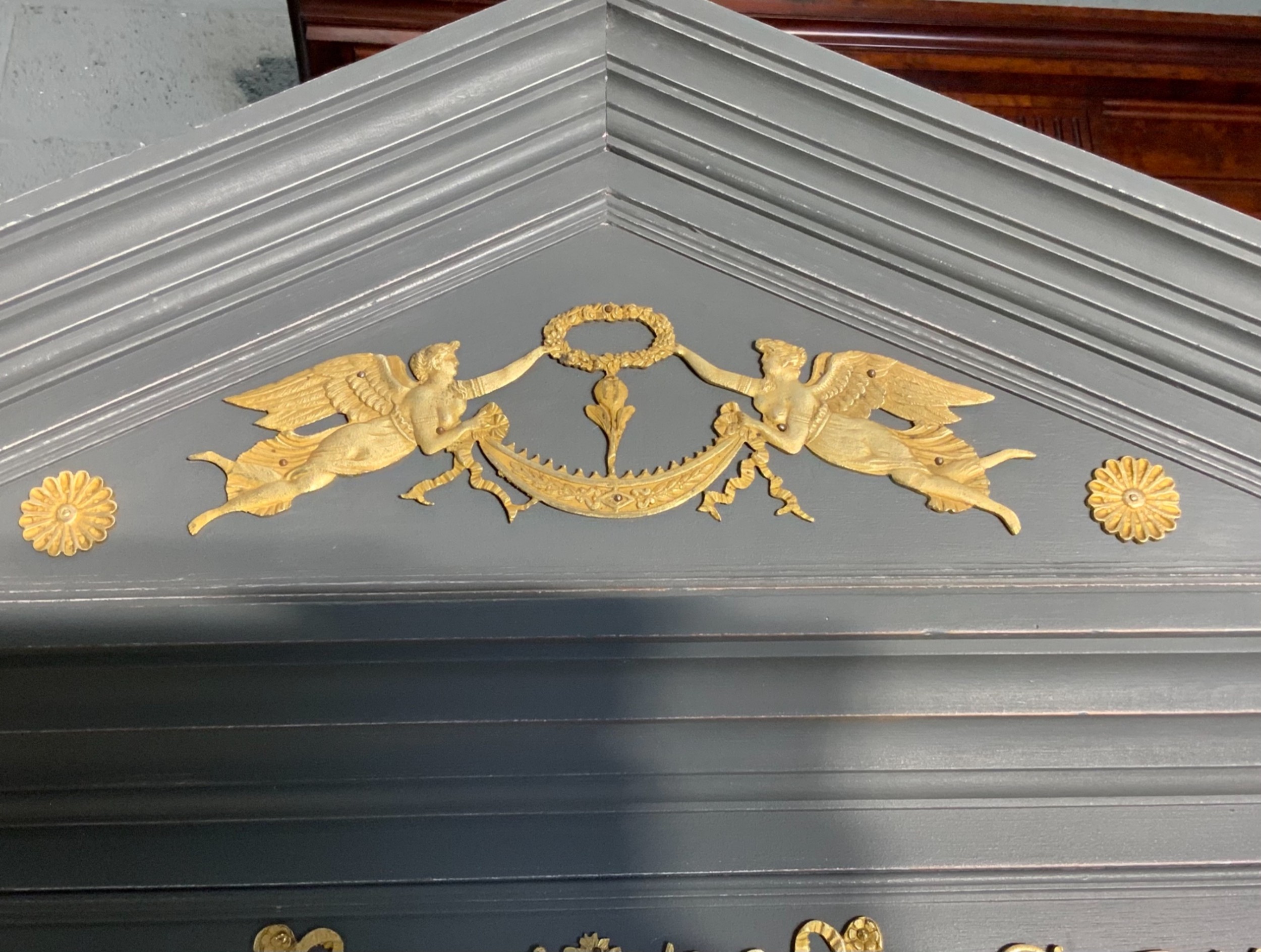 Detail View 10