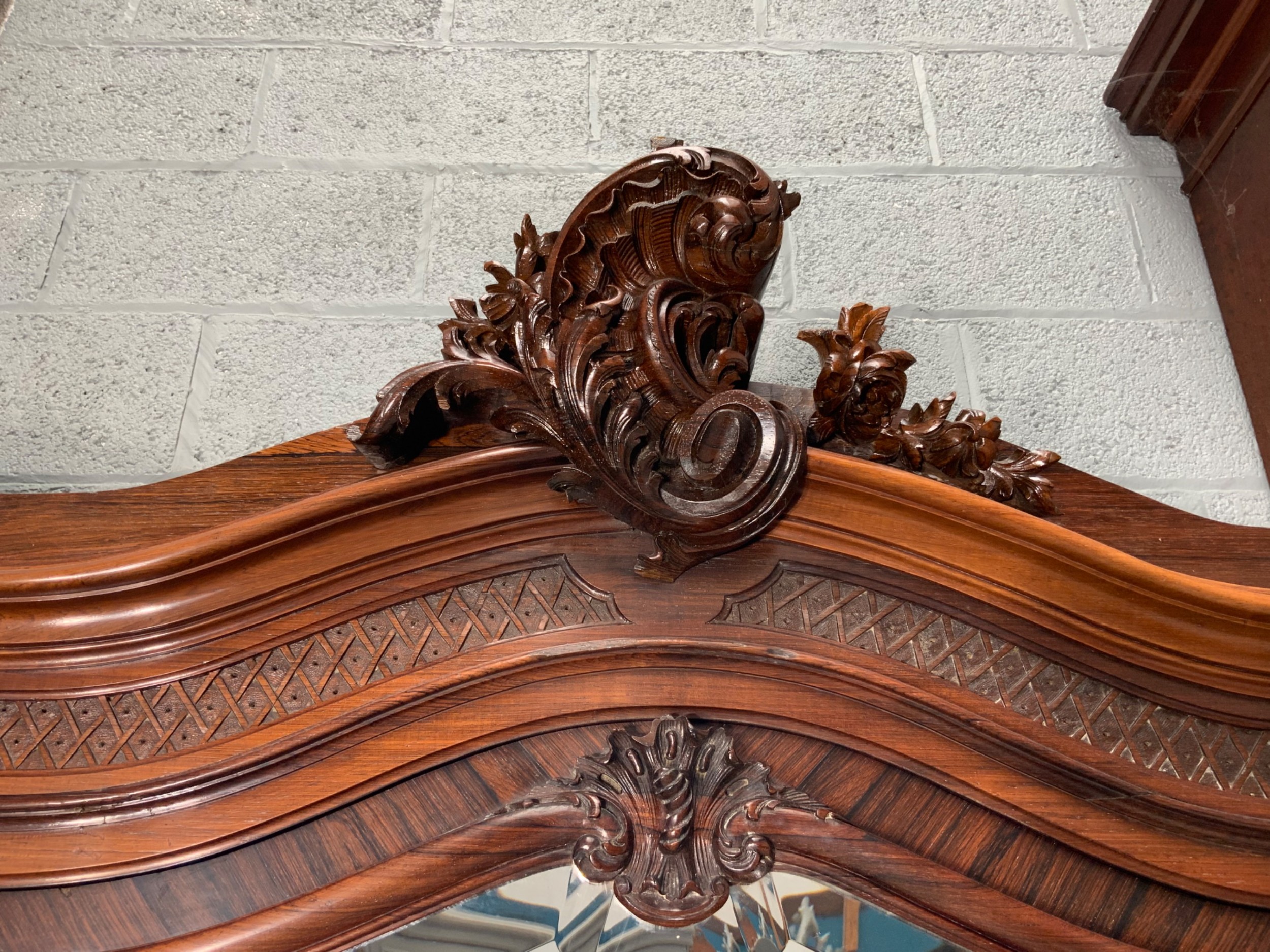 Detail View 2