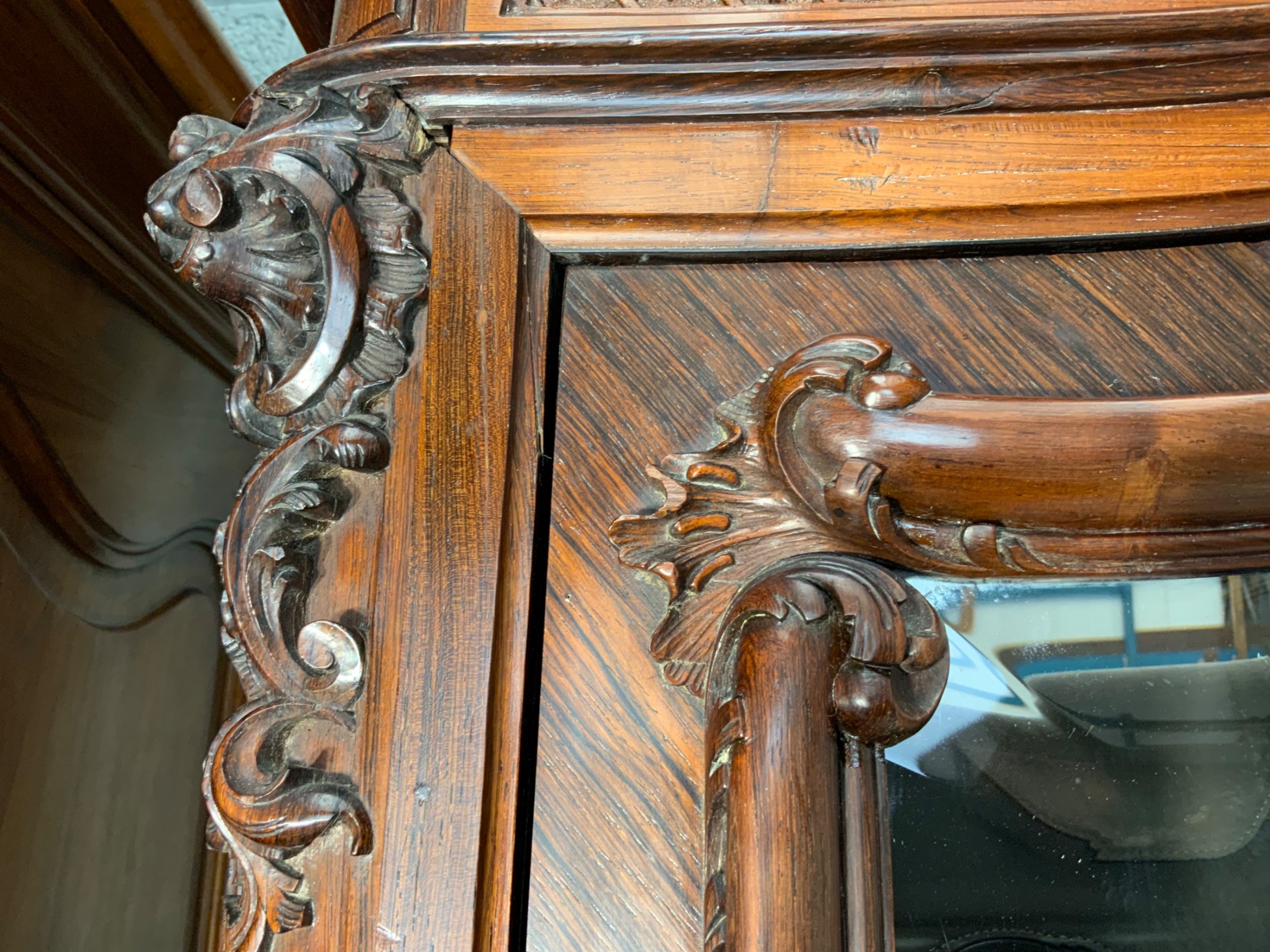 Detail View 11