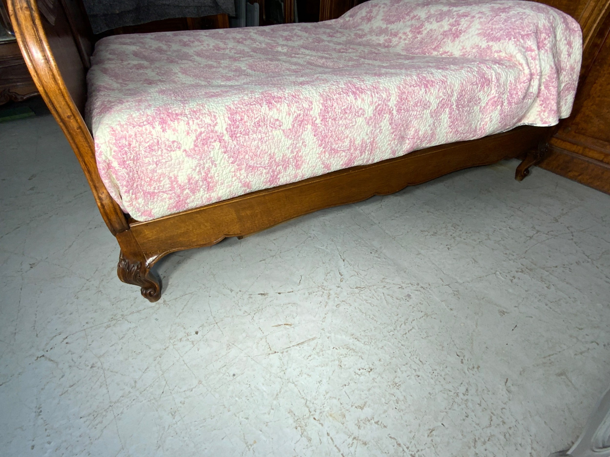Detail View 6