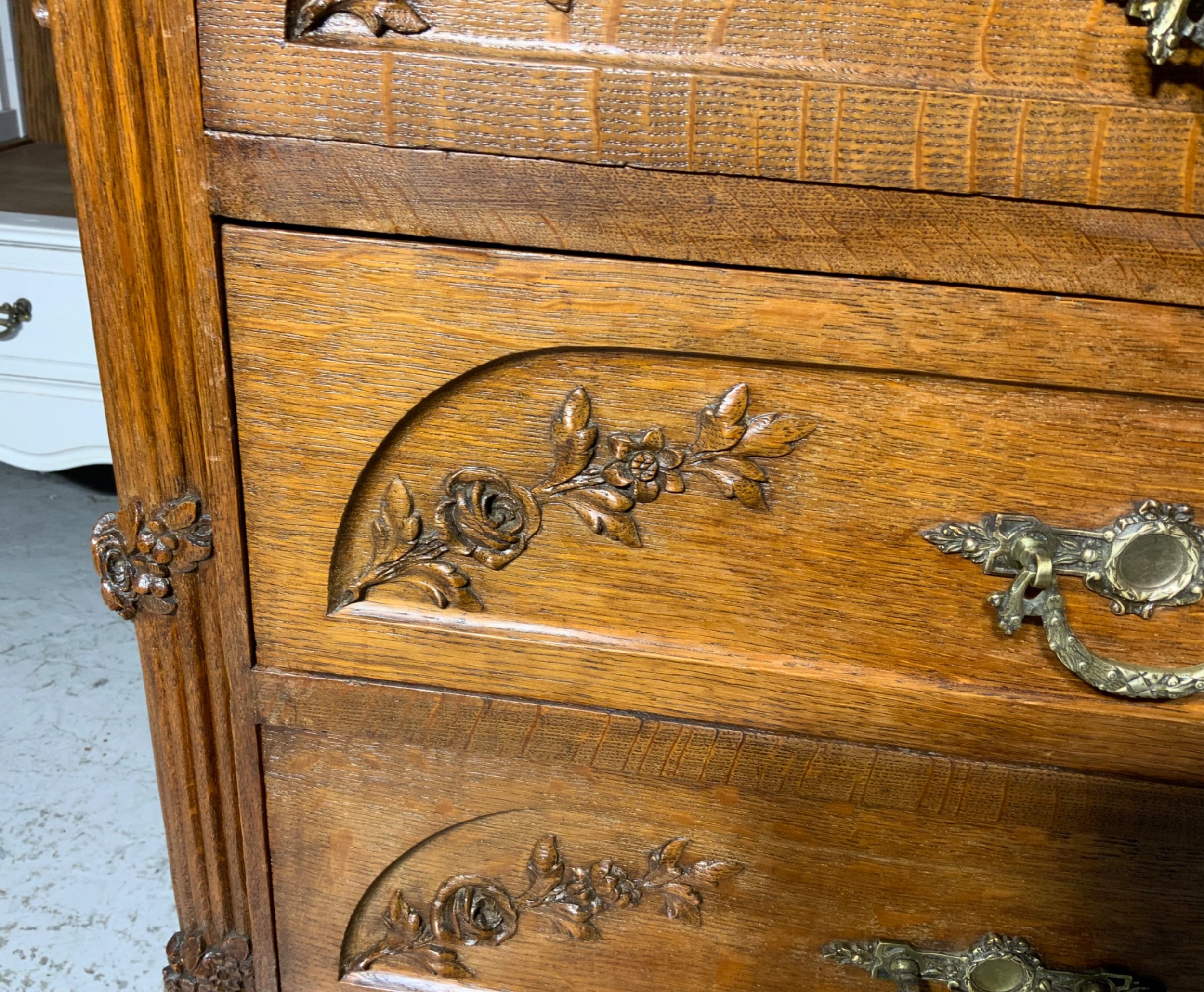 Detail View 1