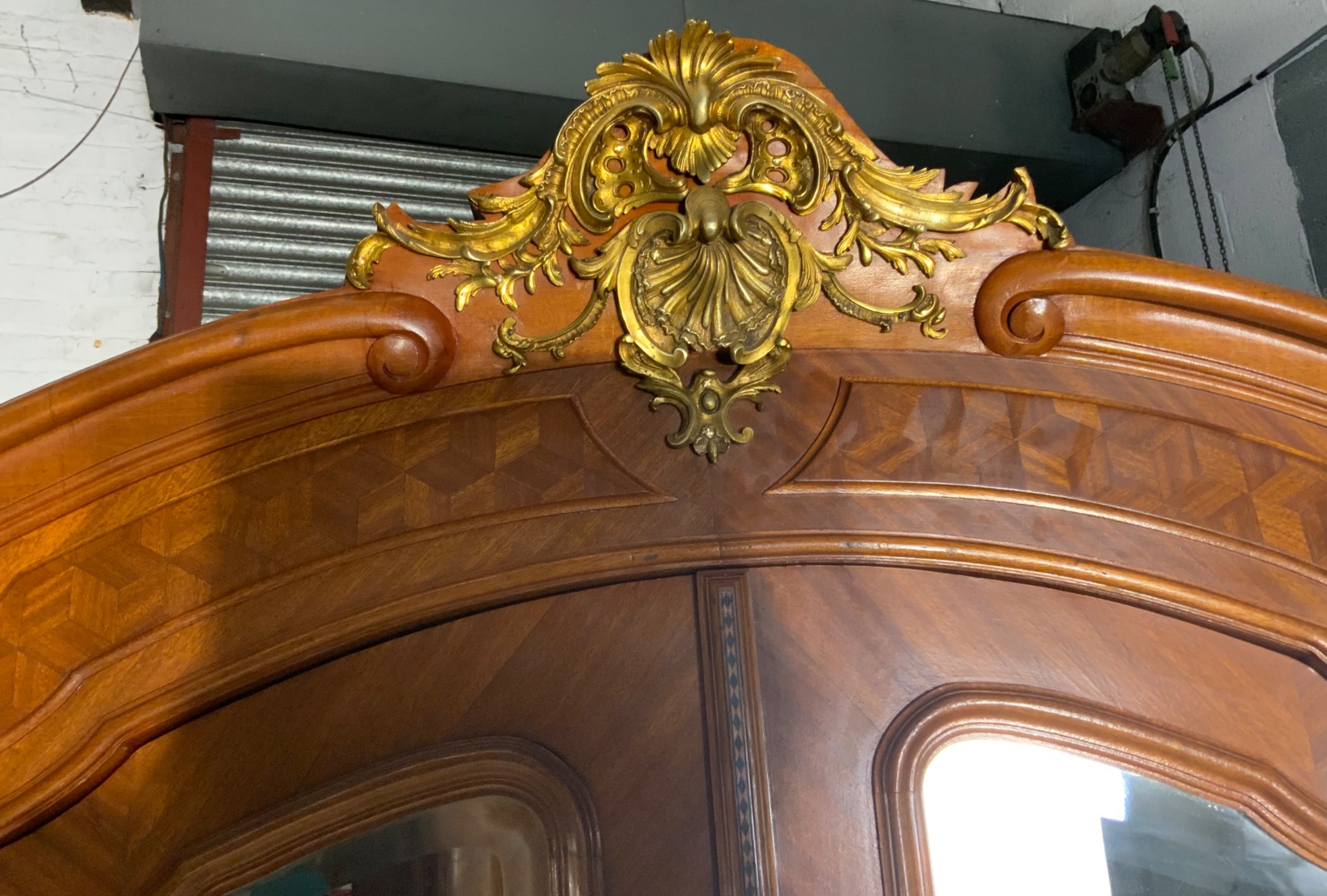 Detail View 4