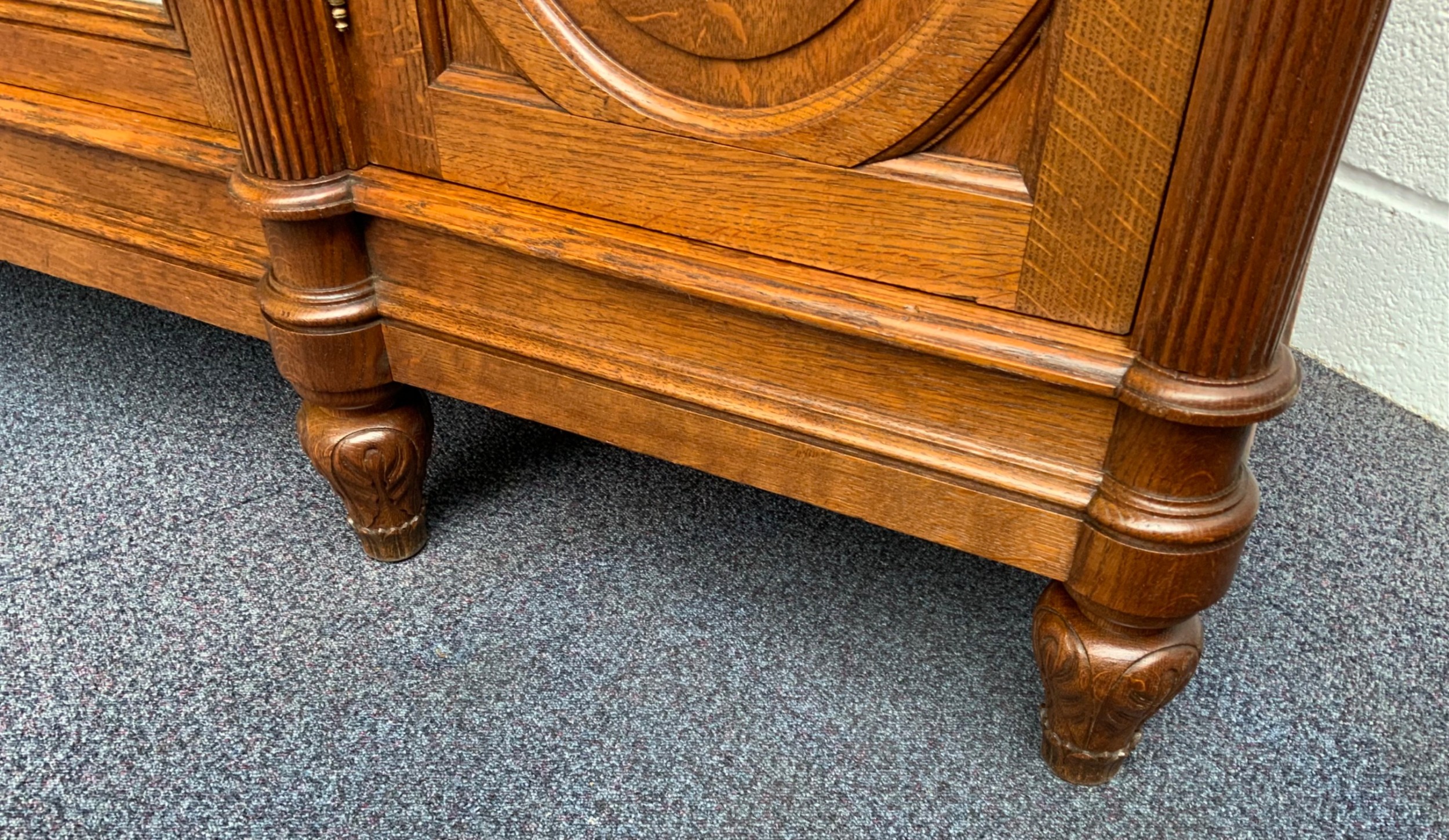 Detail View 14