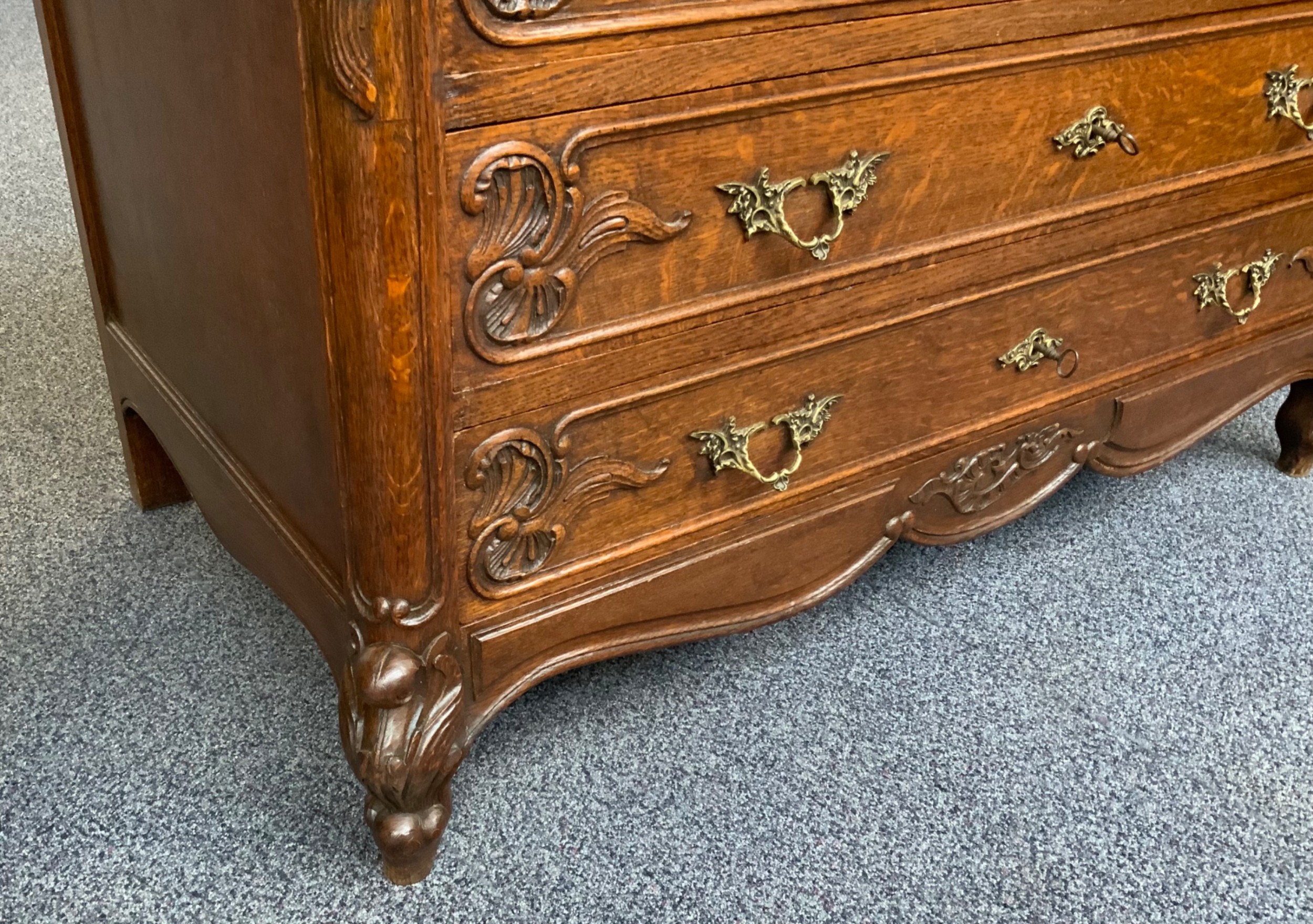 Detail View 3
