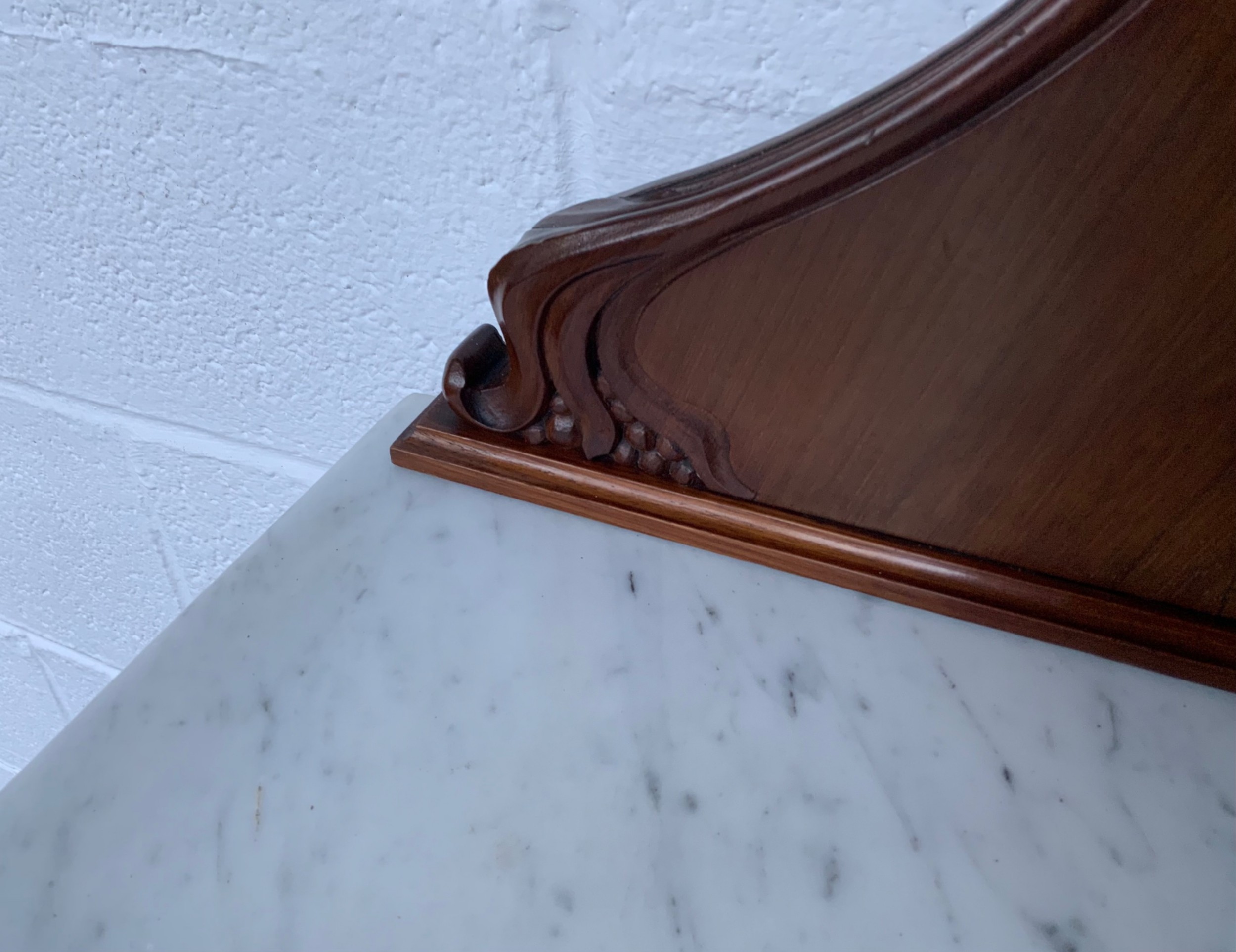 Detail View 8
