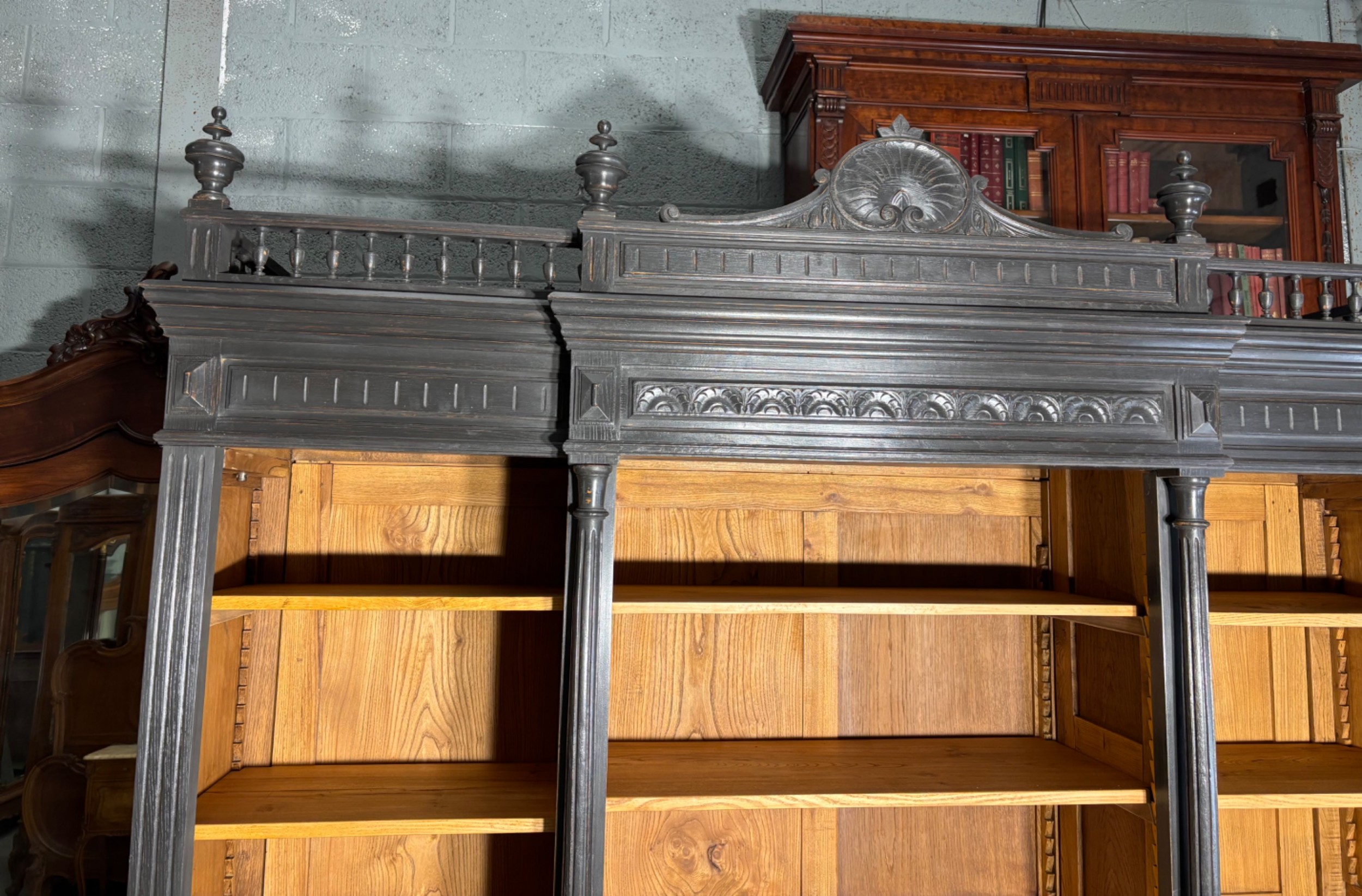 Detail View 15