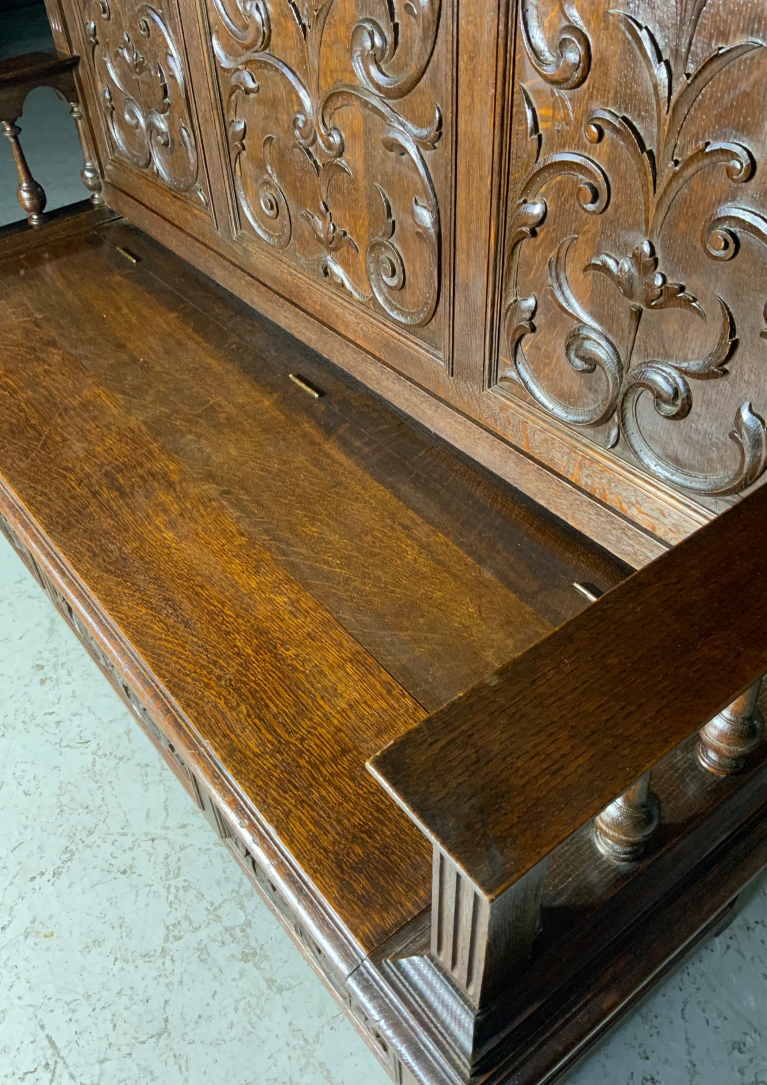 Detail View 4