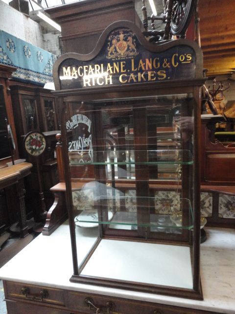 Macfarlane Lang & Co's Rich Cakes Cabinet