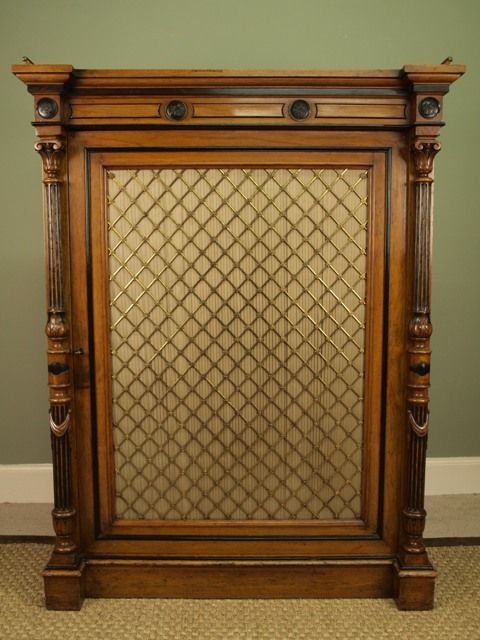 A Superb William IV Figured Oak Cabinet