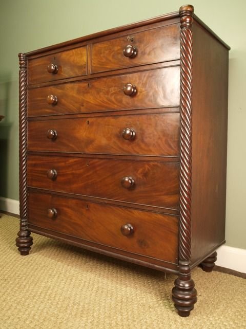 fig 1. George IV Elegant Mahogany Chest of Drawers