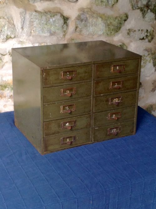 EARLYMID C20TH MULTIDRAWER FILING CABINET - ADDITIONAL PHOTO 4