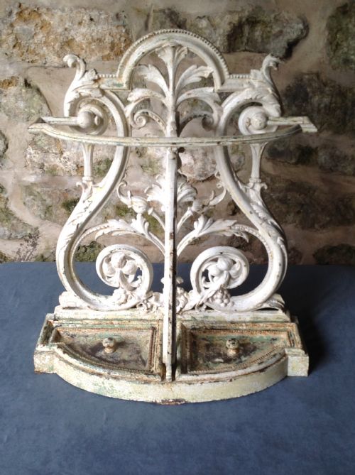 MAGNIFICENT VICTORIAN CAST IRON STICKUMBRELLA STAND - ADDITIONAL PHOTO 4