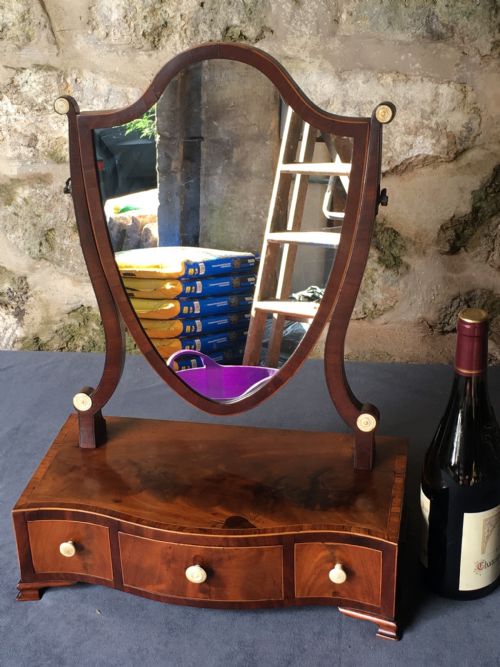 DRESSING TABLE MIRROR OR TOILET MIRROR - ADDITIONAL PHOTO 11