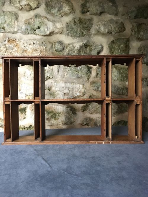 SMALL SET OF WALL SHELVES - ADDITIONAL PHOTO 10