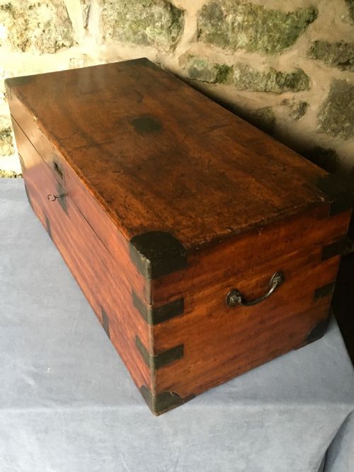 BLANKET CHEST OR TRUNK IN CAMPHORWOOD - ADDITIONAL PHOTO 6