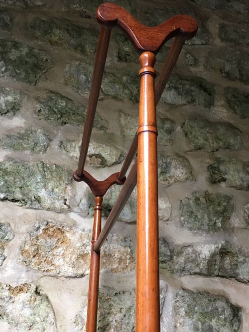 HIGH QUALITY VICTORIAN TOWEL RAIL - ADDITIONAL PHOTO 12