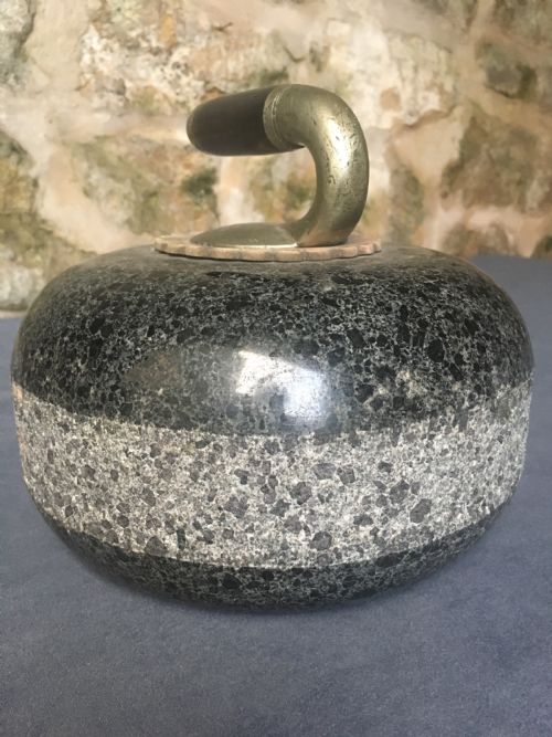 BEAUTIFUL SCOTTISH CURLING STONE - ADDITIONAL PHOTO 9