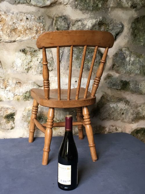 BEAUTIFUL LITTLE CHILD'S CHAIR - ADDITIONAL PHOTO 14