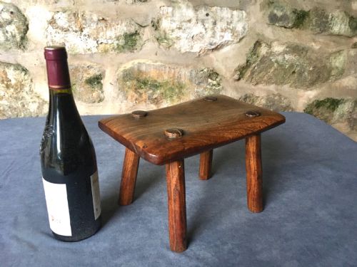 SMALL C19TH ELM STOOL - ADDITIONAL PHOTO 15