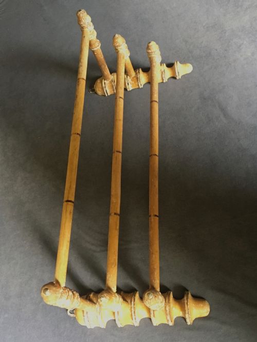 VICTORIAN WALLMOUNTED TOWEL RAIL - ADDITIONAL PHOTO 7
