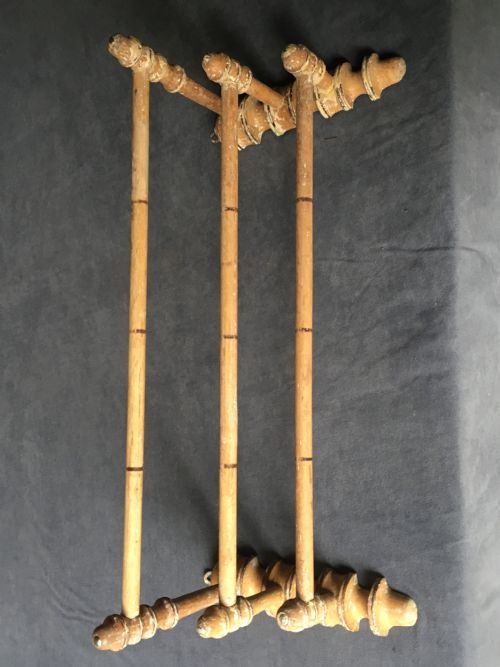VICTORIAN WALLMOUNTED TOWEL RAIL - ADDITIONAL PHOTO 10