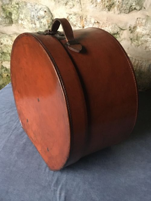 TOP QUALITY LEATHER TRAVELLING CASE - ADDITIONAL PHOTO 14